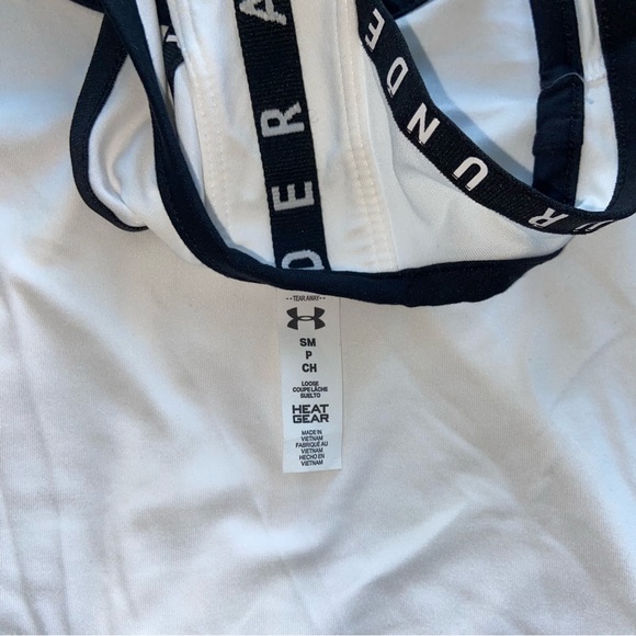 Under Armour Tank - Picture 3 of 3